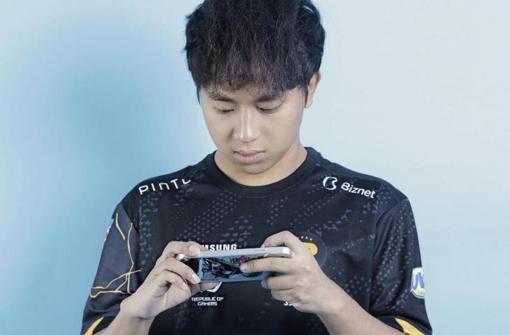 Profil dan Biodata dari RRQ Naomi, Pemain Pro Player Asal Myanmar!