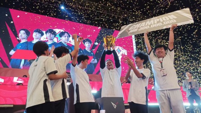 Tim Thorrad Berhasil Menjadi Juara FFML Season 8!