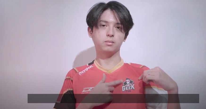 Ternyata Tentang Komentar Dari Baloyskie Benar, Kini Vincentt Merapat Ke Geek Fam!